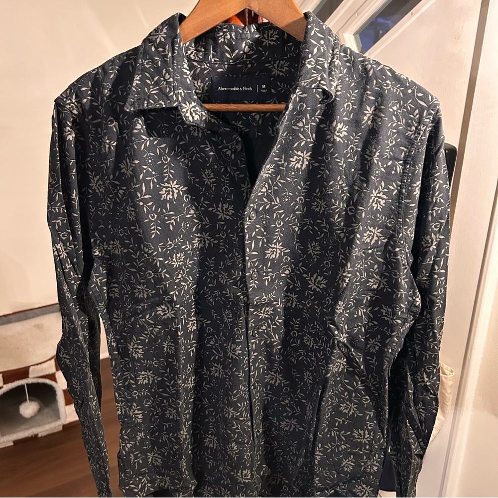 Abercrombie & Fitch long sleeve button down shirt Men's